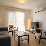 Apartament 300m To Nissi Beach, Pool & Sunny Terrace