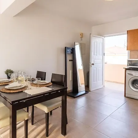 アパート 300m To Nissi Beach, Pool & Sunny Terrace アヤナパ