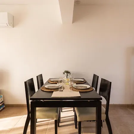 300m To Nissi Beach, Pool & Sunny Terrace דירה