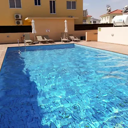 300m To Nissi & Sunny Terrace Appartement