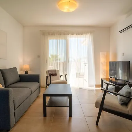 300m To Nissi & Sunny Terrace Appartement