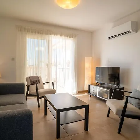 דירה 300m To Nissi Beach, Pool & Sunny Terrace