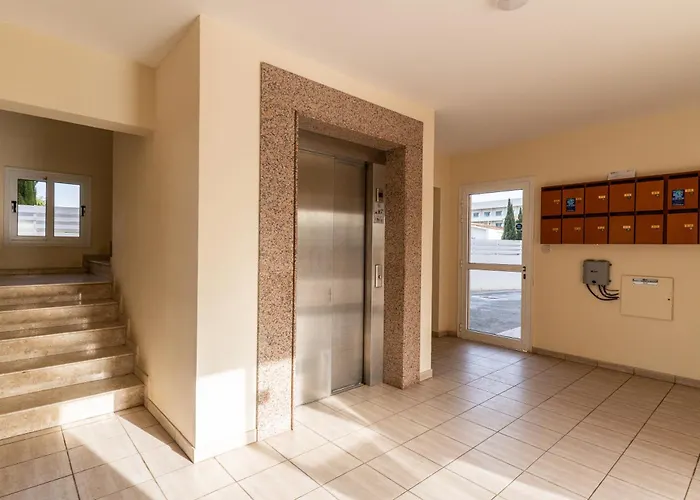 300m To Nissi Beach, Pool & Sunny Terrace Apartament