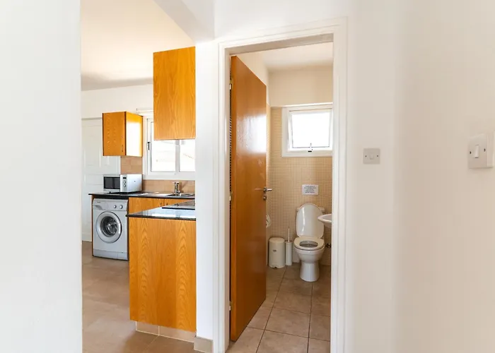 300m To Nissi Beach, Pool & Sunny Terrace Apartament Ajia Napa