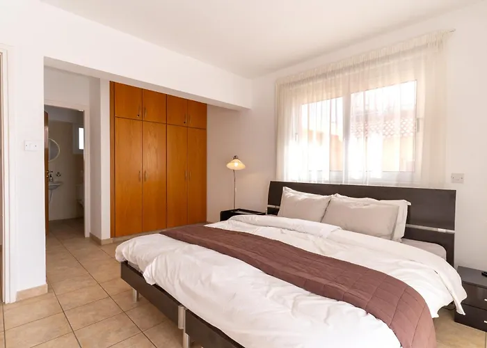 Apartament 300m To Nissi Beach, Pool & Sunny Terrace